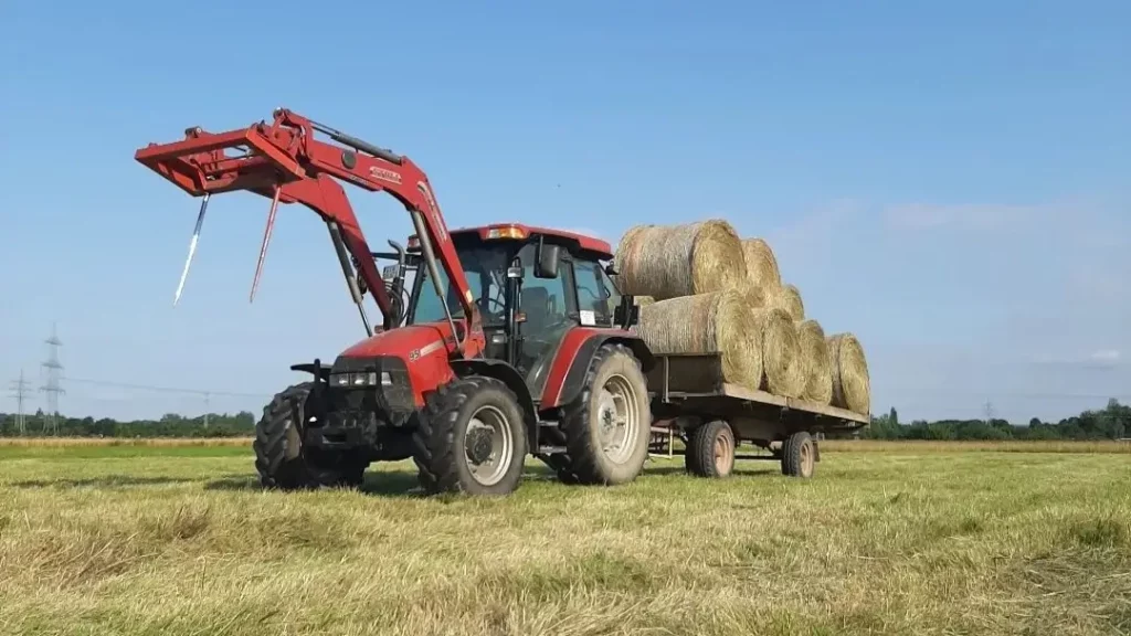 roter Traktor